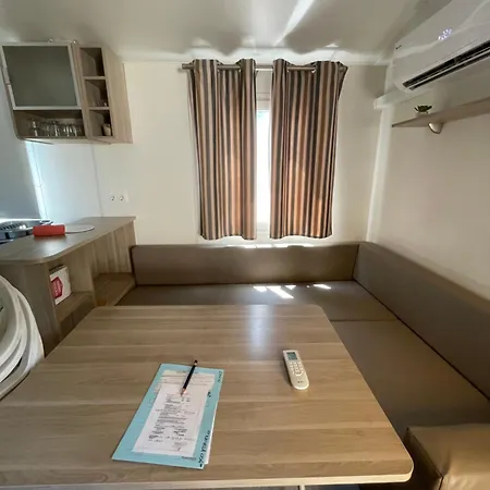Mobilhome Et Farniente Avec Piscine